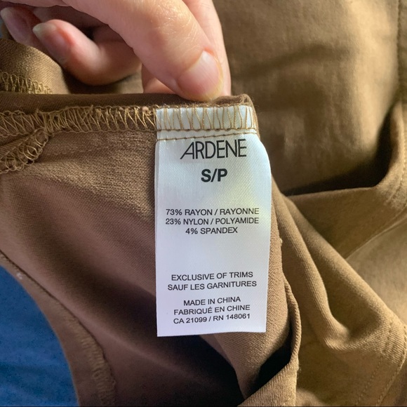 NWT! Arden Brown short - Picture 3 of 5